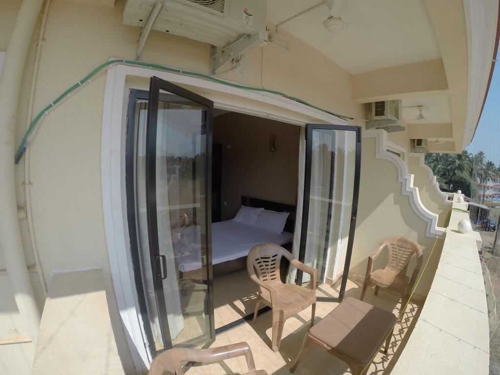 Ocean Crest Hotel Colva Kamer foto