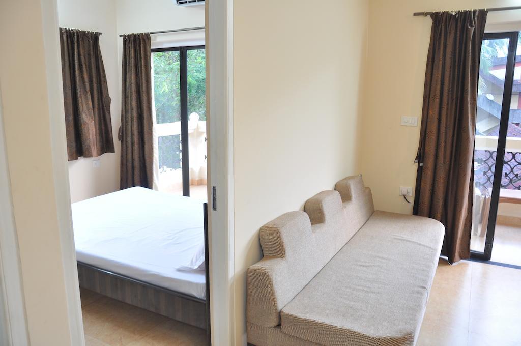 Ocean Crest Hotel Colva Kamer foto