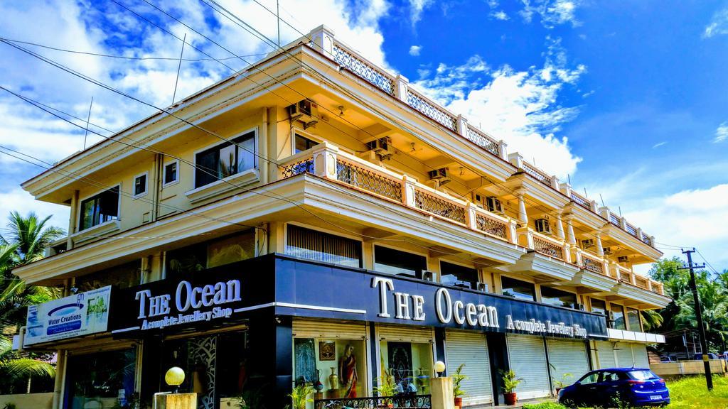 Ocean Crest Hotel Colva Buitenkant foto
